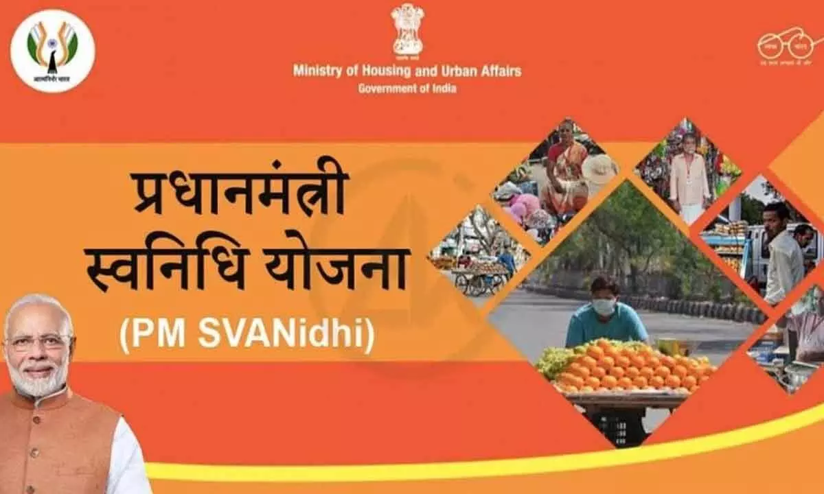 "प्रधानमंत्री स्ट्रीट वेंडर्स आत्मनिर्भर निधि योजना से लाभान्वित होते व्यापारी, डिजिटल भुगतान और वित्तीय समावेशन को बढ़ावा"